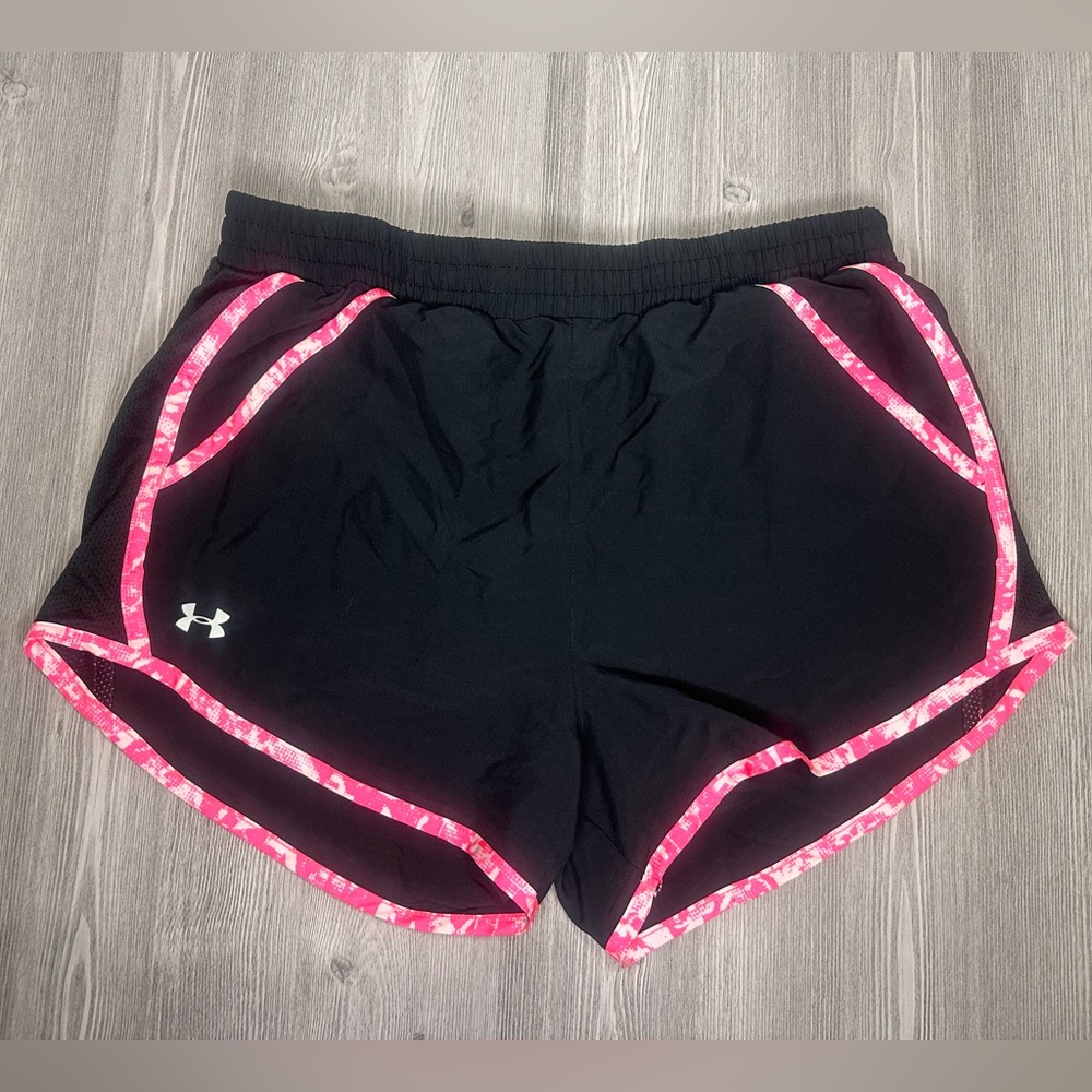 Under Armour Shorts - Black/Pink - Pink Ribbon